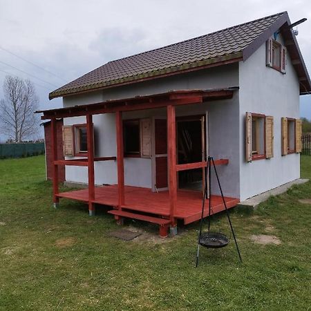 Domek Caloroczny Zastan Exterior foto